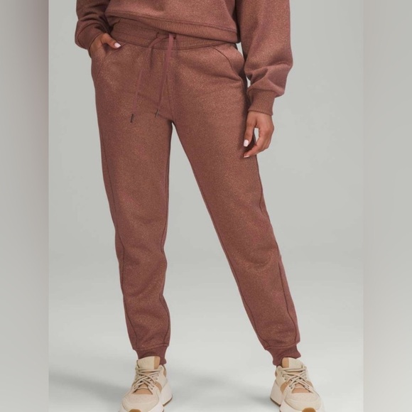 Lululemon Scuba High-Rise Jogger in Sparkle Smoky Topaz Size 6 - Picture 4 of 10
